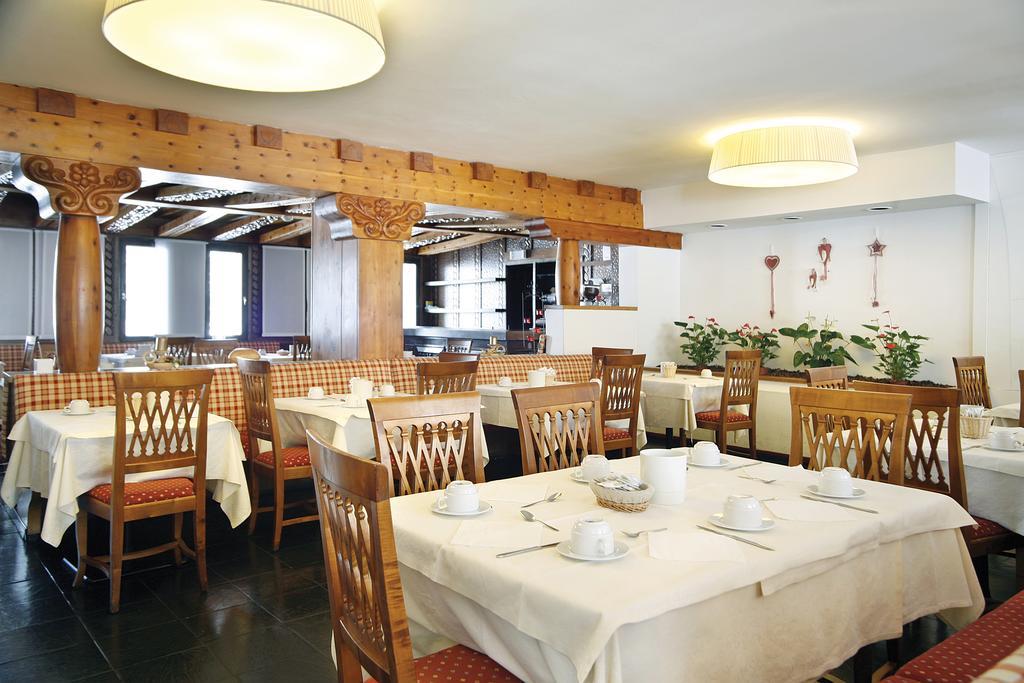 Th Corvara - Greif Hotel Esterno foto